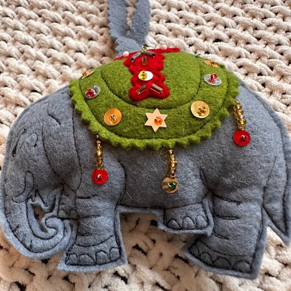 Vintage Folk Art Christmas Ornament Embroidered Felt Elephant Lot 2 Blue Brown - Picture 4 of 5